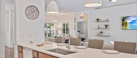 House | 4 bedrooms, Internet