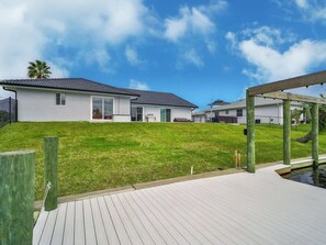 4 bedrooms, Internet - Waterside Pool Paradise (Palm Coast)