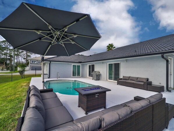 House | 4 bedrooms, Internet