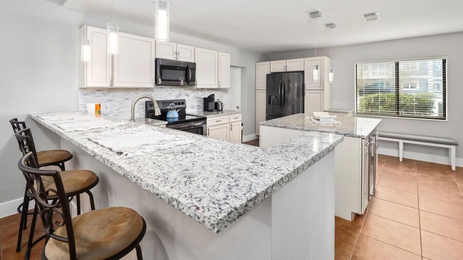 Waterside Pool Paradise