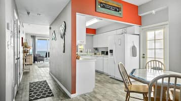 Apartment | 2 bedrooms, Internet