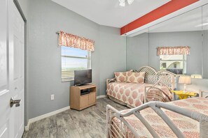 Apartment | 2 bedrooms, Internet