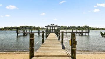 Apartemen | 2 kamar tidur dan internet