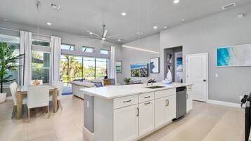 House | 4 bedrooms, Internet