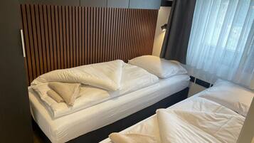 2 slaapkamers, reisbedje, gratis wifi, beddengoed