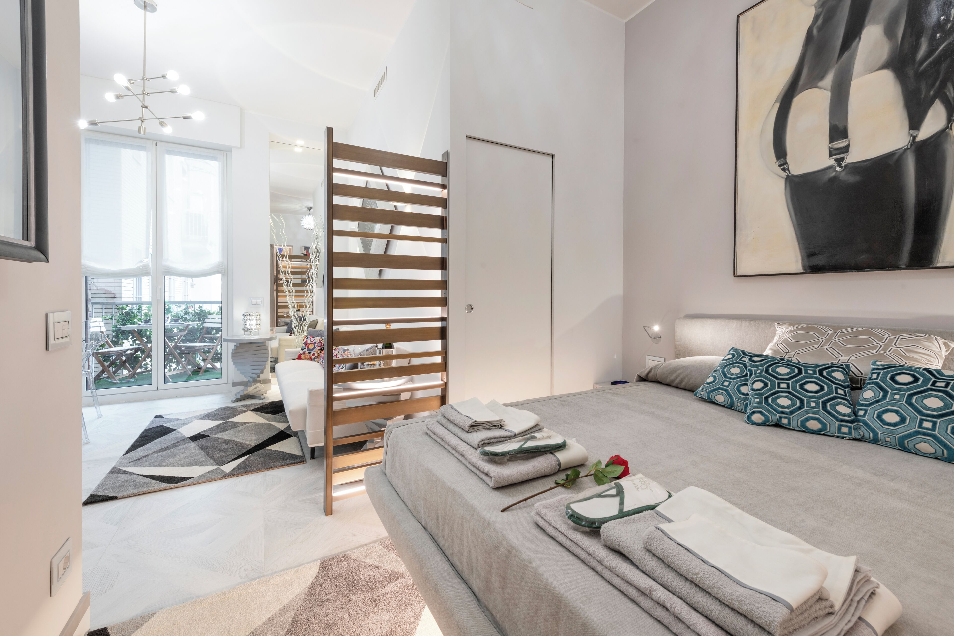 Falcone 5 Monolocale comfort | Tabla de planchar con plancha y wifi gratis