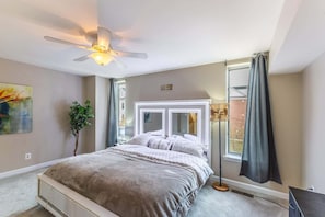 3 chambres, fer et planche à repasser, Wi-Fi gratuit, draps fournis