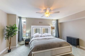 3 habitaciones, tabla de planchar con plancha y wifi gratis