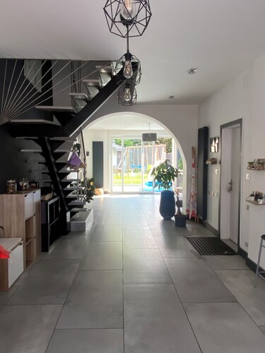 Maison Familiale Lilloise 155m à 1 min metro LOMME BOURG