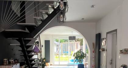 Maison Familiale Lilloise 155m Ă 1 min metro LOMME BOURG