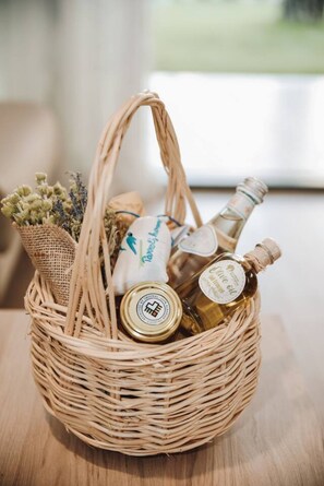 2 bedrooms - Parrot's Home (Ishëm)