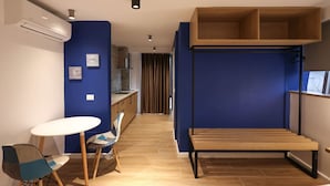 Luokittelematon kuva, 5 kautta 13, painike