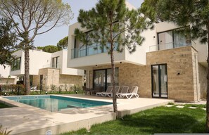4 bedrooms - Sanpietro Vacation Deluxe Villa (Ishëm)