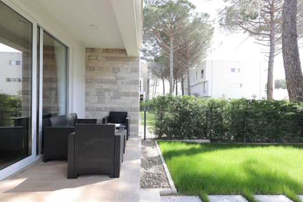 1 bedroom - Sanpietro Vacation Apartment 009 (Ishëm)