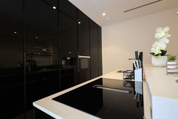 Apartment | 5 bedrooms - Sanpietro Elite Villa (Ishëm)