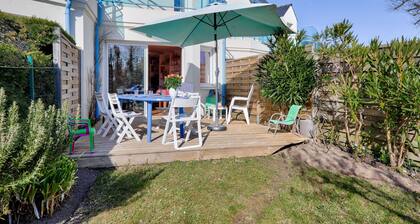 House for 5 with a garden, 300m from the beach