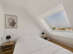 2 bedrooms, free WiFi