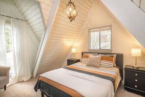 3 bedrooms, iron/ironing board, Internet, bed sheets