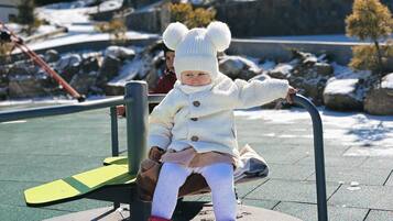 Außen-Kinderspielplatz
