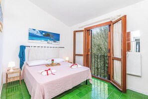 Family Apartment, 3 Bedrooms, 2 Bathrooms (Le Dalie With Shared Pool) | 3 bedrooms - Le Dalie With Shared Pool (Olbia)