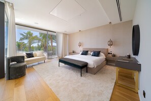 6 chambres, fer et planche à repasser, Wi-Fi, draps fournis