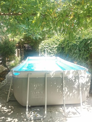 Baignoire à remous extérieure