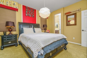 4 bedrooms, desk, iron/ironing board, travel cot