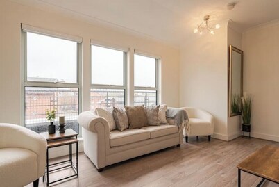 Comfortable penthouse in the center - Free parking and balcony