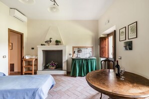 1 bedroom, WiFi - Tenuta Pantano Borghese - Apartment 14 (Monte Compatri)