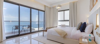 Sea Views 4BR + Assistant's Room Villa with Heated Pool, Sharm - Al Dana Villa