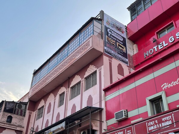 Exterior - Deluxe Twin Double Bedroom with Private Ganga View Balcony. (Varanasi)