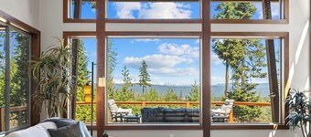 #1 Mountain View Retreat | Hot Tub/GameRm/Summer Pool Access & 1PM In/Out