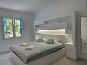 2 Schlafzimmer, Reisekinderbett, WLAN, Bettwäsche