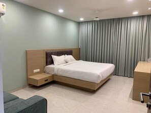 Deluxe Room | Free WiFi