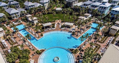 Newly Renovated! 5 Min Walk to Pool & Beach! ~ Tranquil Shores at Seacrest Beach