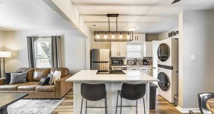 Walk to At&t Stadium: Home w/ Patio & BBQ