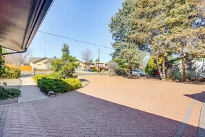 House (2 Bedrooms) | Interior - Golf Course Views: Prescott Home w/ Patios (Prescott)