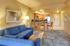 Apartment (1 Bedroom) | Interior