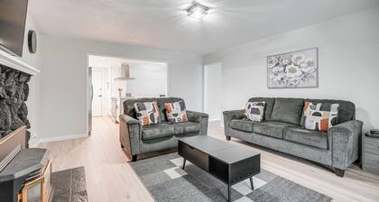 4 Mi to San Joaquin River: Remodeled Home w/ Patio