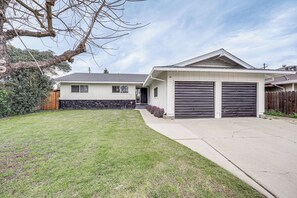 Ev (3 Bedrooms) | İç mekân