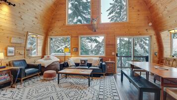 House (3 Bedrooms) | Front of property