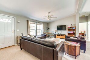 House (3 Bedrooms) | Front of property