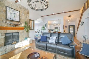 House (3 Bedrooms) | Interior