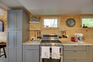 House (1 Bedroom) | Interior