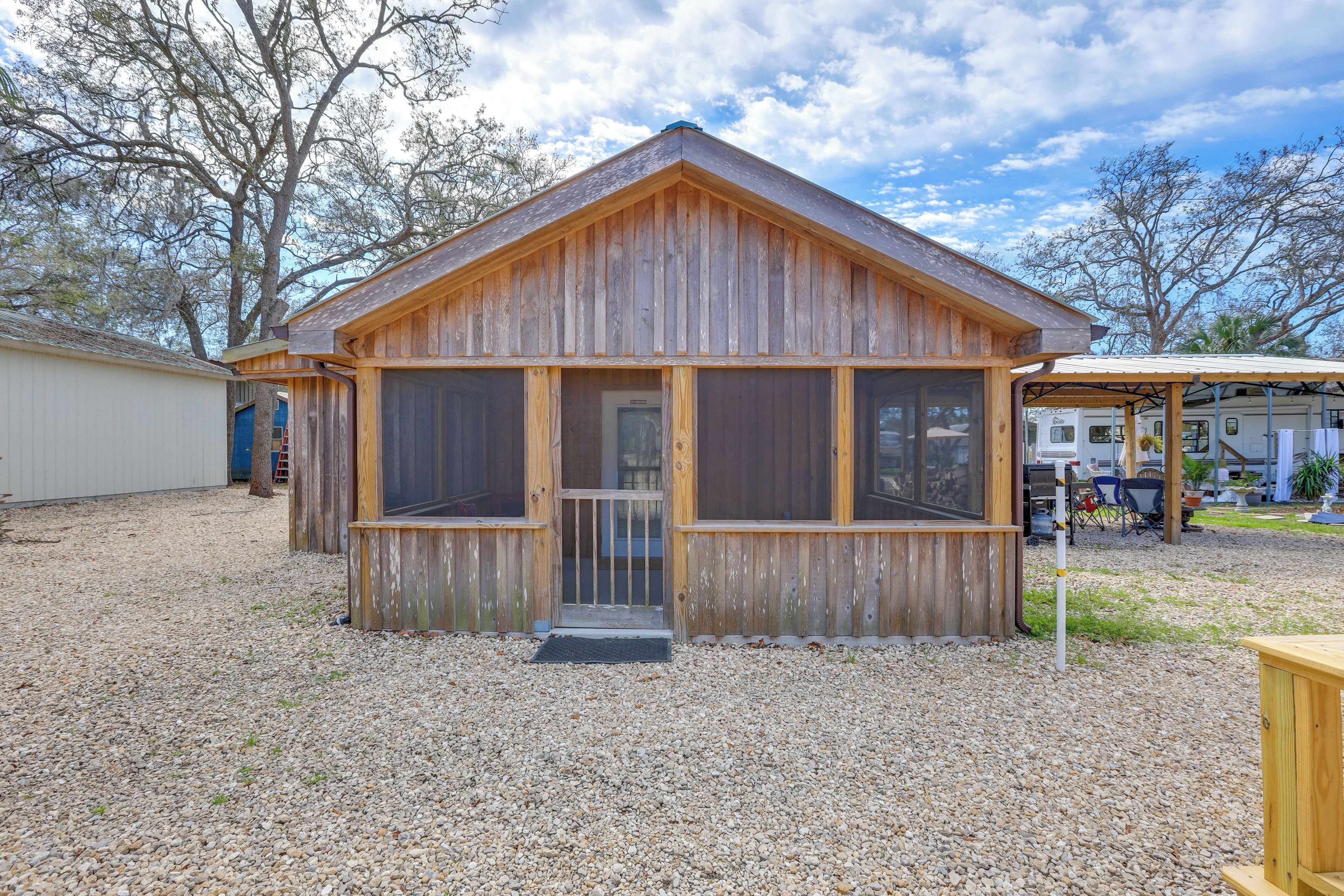 Apartment (0 Bedroom) | Interior
