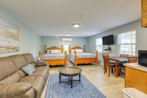 Apartment (0 Bedroom) | Interior