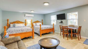 Apartment (0 Bedroom) | Interior