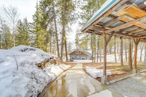 House (4 Bedrooms) | Interior - 'chelan Mountain Retreat' Chalet w/ Fire Pit! (Pateros)