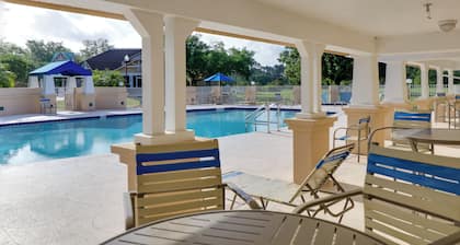 3 Mi to Dtwn: Mt Dora Golf Getaway!