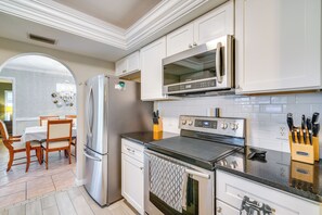 House (4 Bedrooms) | Interior - Dock & Dolphin Sightings! Cape Coral Family Escape (Cape Coral)